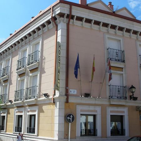 Hostal Virgen Del Villar Laguna de Duero Exterior photo